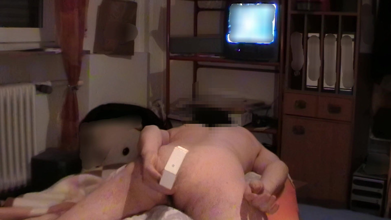 Mark Hannes: Penggetar melancap dengan bonggol pantas