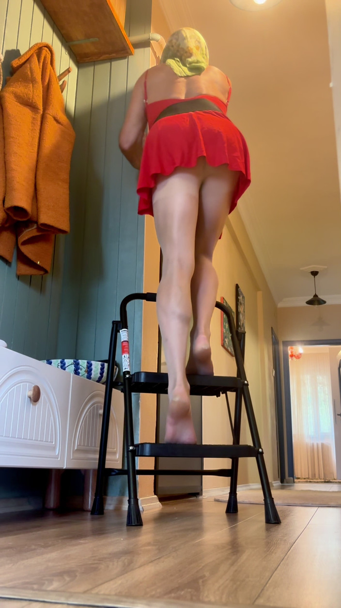 cd_aysemmm: 你能撑住梯子吗？