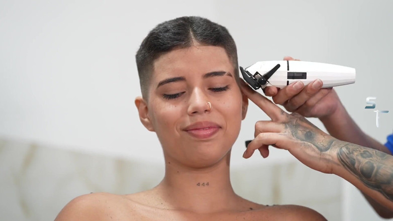Shave Flix: Sophie