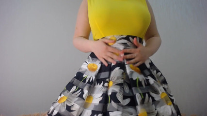 JuiceLussie: Virgem menina goza duro depois de dançar em vestido bonito