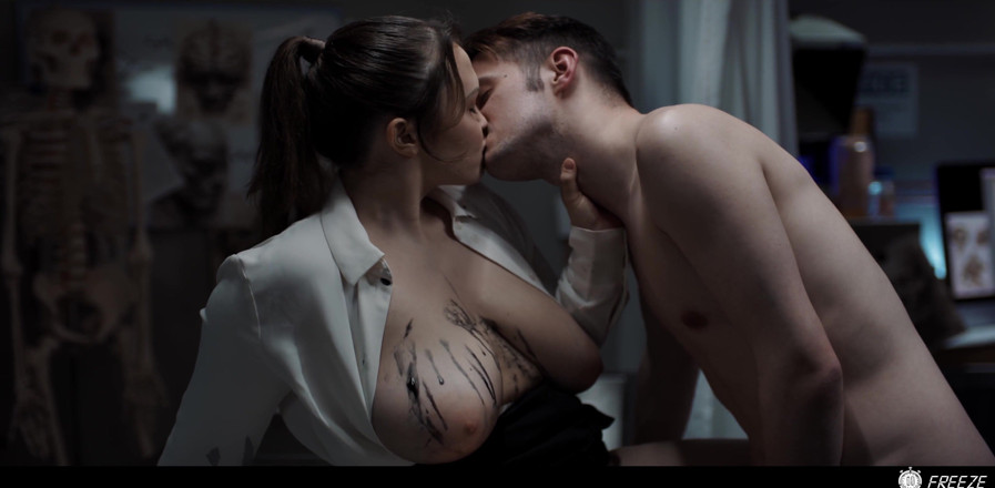 Freeze.xxx: Unknown Outsider