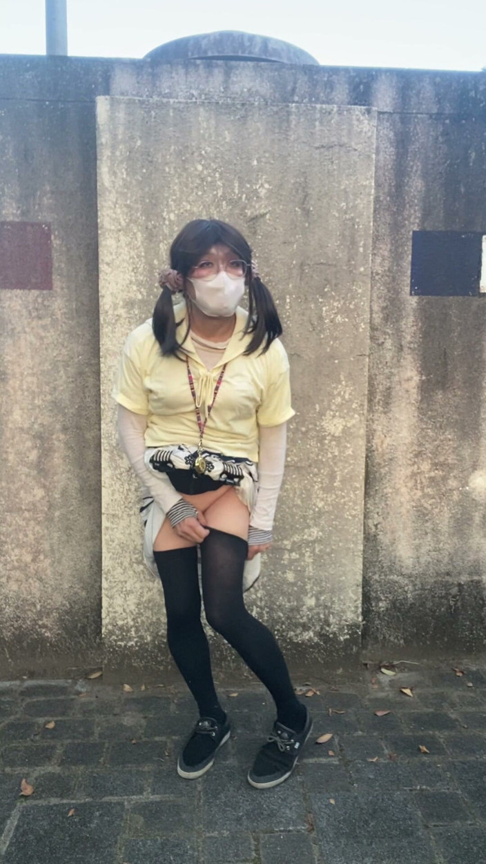 megu2002: No335 Forced to Pee in the Men’s Urinal with Tucked...