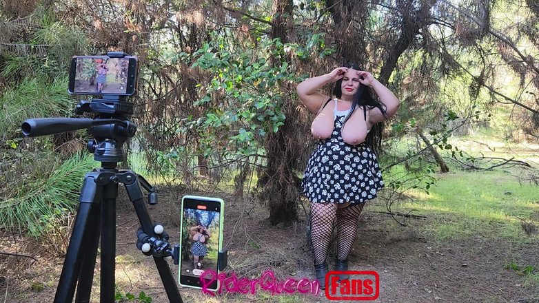 Riderqueen BBW Step Mom Latina Ebony: Riderqueen Alone, На відкритому повітрі, Відео для фанатів