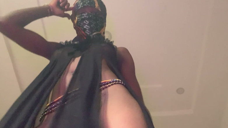 Browngurl234: Browngurl 234 sinnlicher tanz im dessous, kurvige schönheit bewegt sich