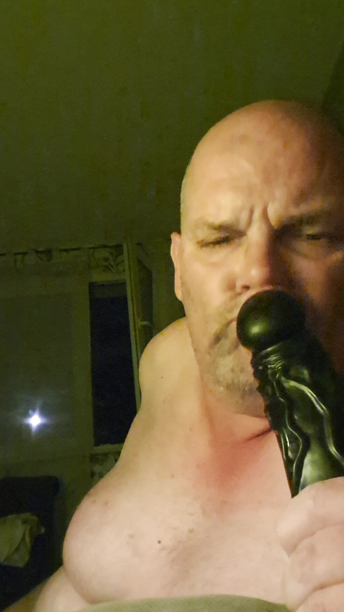 Fickspecht: The Ass Fucking Continues for the Slut