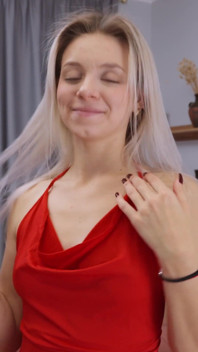 L'adorabile studentessa Katherine Fox si fa scopare il culo come una pazza