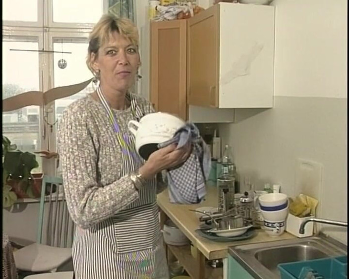 YOUR FIRST PORN: Håriga styvmor del 2