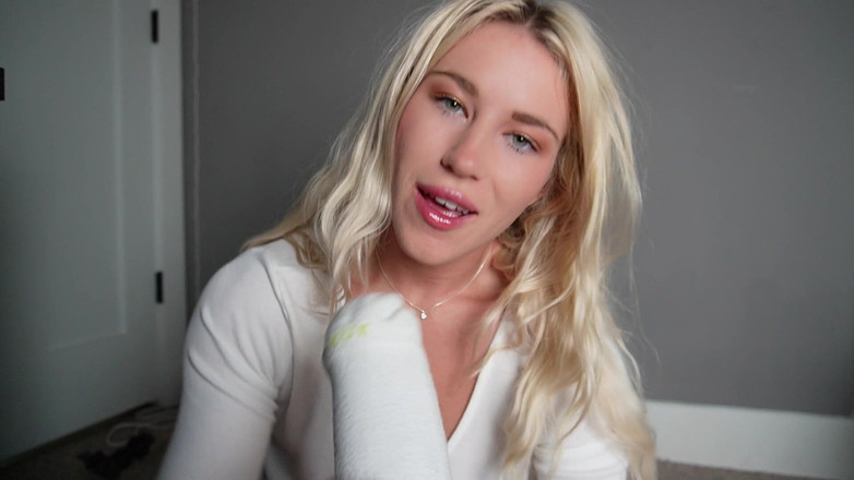 Keeks3005: Bílá ponožka JOI