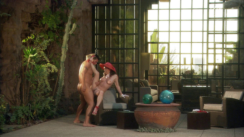 Villa outdoor fun: Boink en styvdotter på kvällen, och hennes heta mamma på...