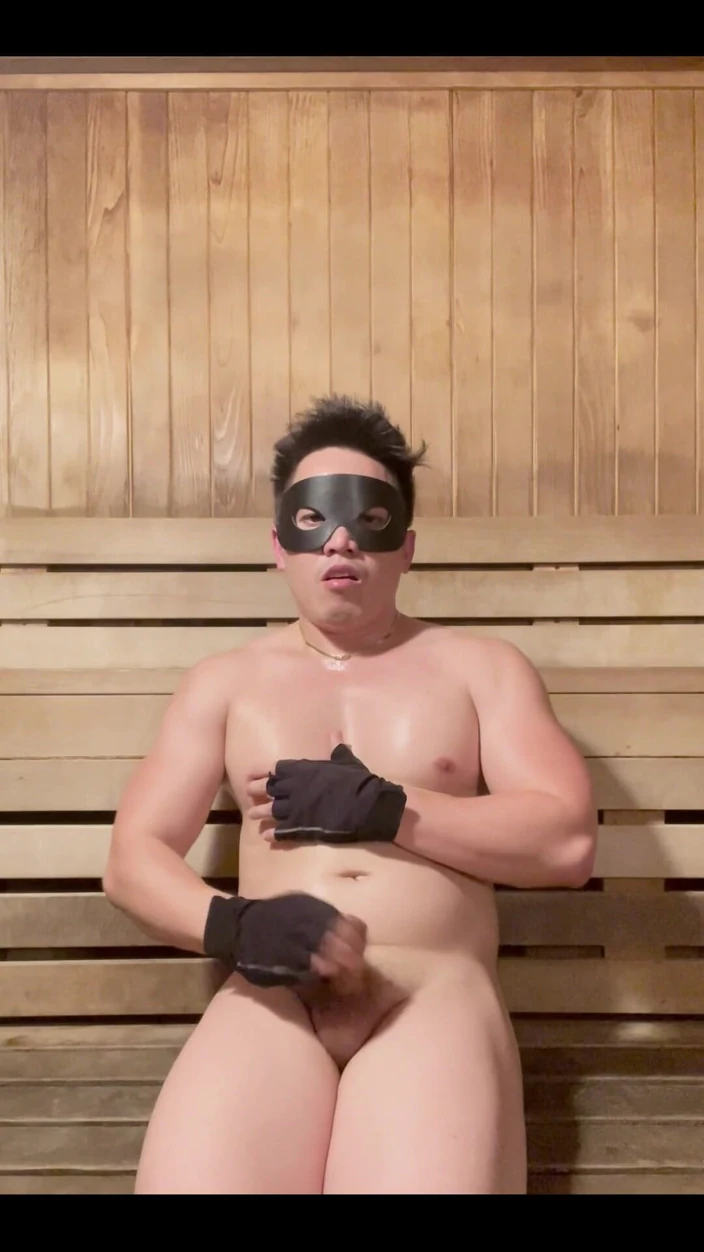 Barenakedboy porn video – Jerking off on My Bench