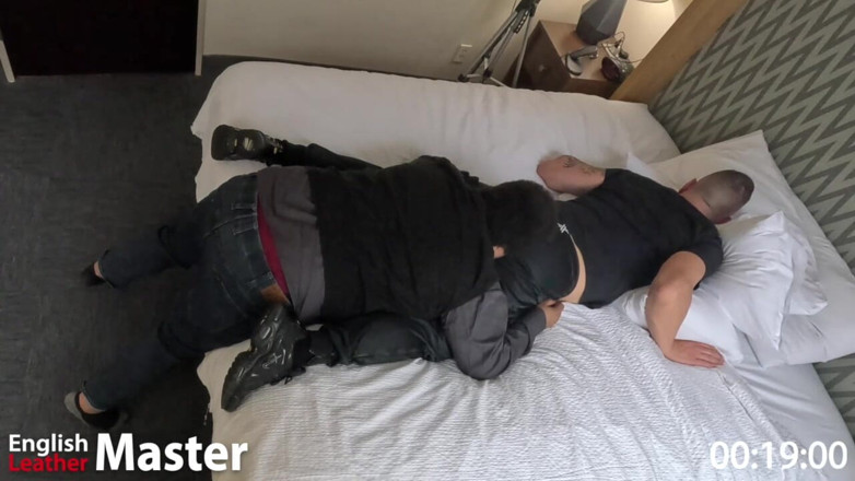 EnglishLeathermaster: Fart Sniffer Worships My Stinking Ass