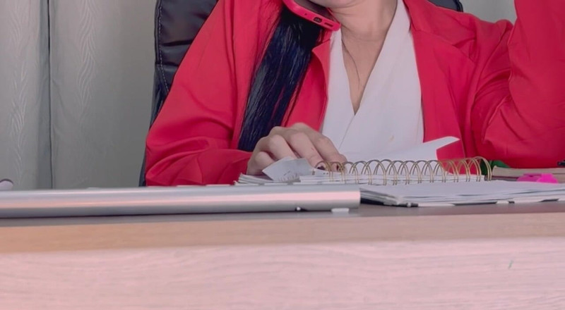 Santyx13: Memekku dientot habis-habisan sama kondom saat nggak ada yang nonton...