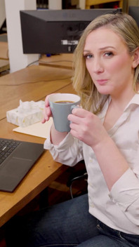 pantat banci di kantor - clara dee pov