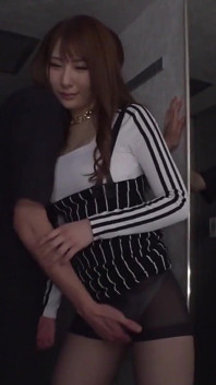 Část 1: Busty, Curvy a Busty! Postava na úrovni bohyně s přesýpacími hodinami! 4-ran výstřik na obličej a creampie!