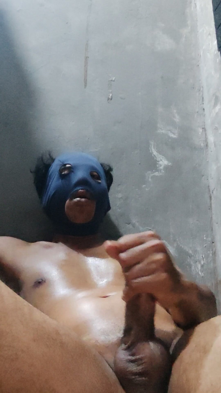 KontolVandem: Vášnivá noc se mi podařilo dostat sperma ven