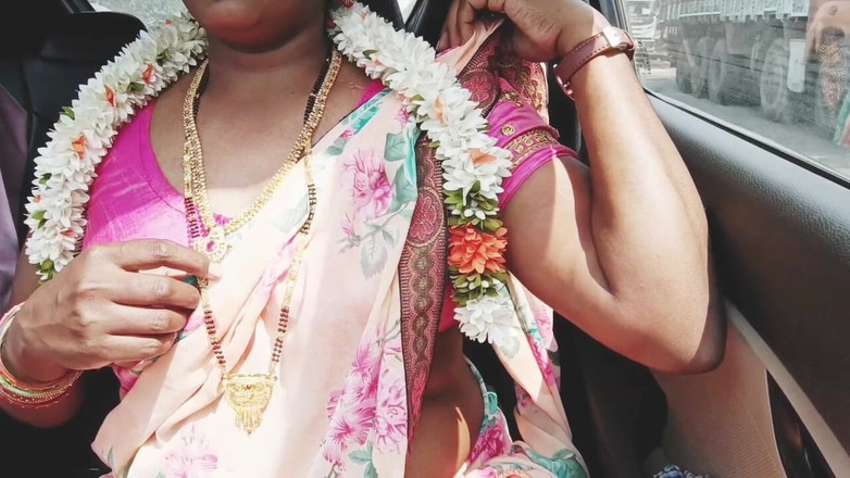 Telugu honey lips: 阿姨和男朋友