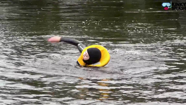 UKCuteGirl: Lifejacket &amp; Wetsuit Yang Selesa Menyelamatkan Lucy Dari Bencana Sungai