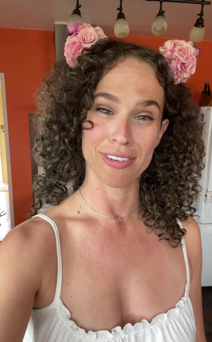 VibeWithMommy: Hei Manusia yang cantik! Saya ditanya semua apa yang seperti...