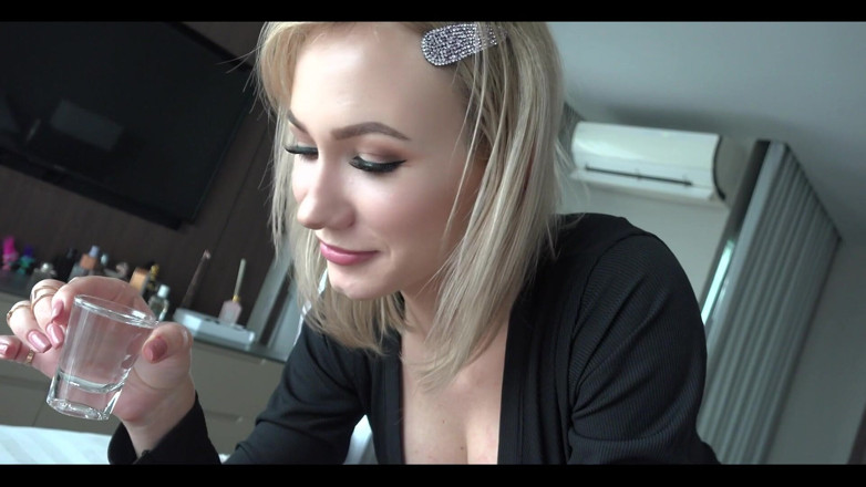 Angel The Dreamgirl: Hotel Foreplay
