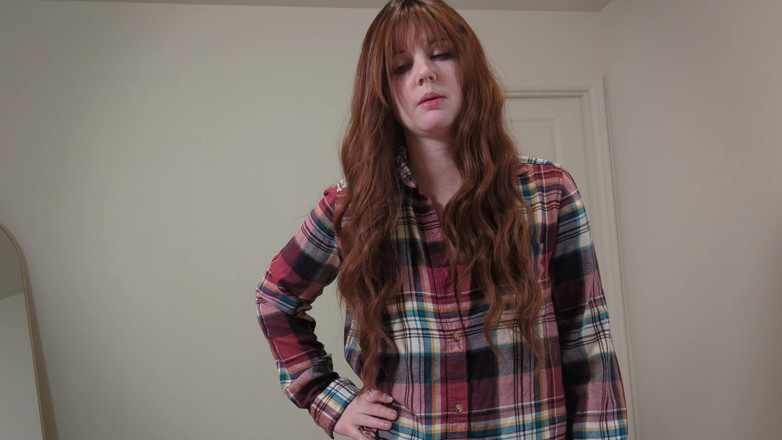Housewife Ginger: Laisseriez-vous votre demi-sœur vous aider à prendre des photos de bite ?