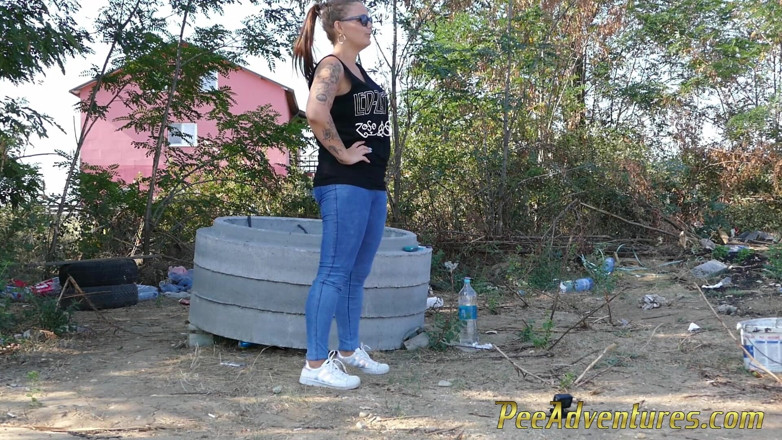 Pee Adventures: Ochtendfitness buitenshuis zorgt ervoor dat ik snel mijn blaas leg