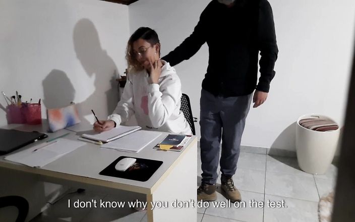 Gabi SweetCouplesStories: Estudiante de matemáticas fue a clase de corrección pero fue...