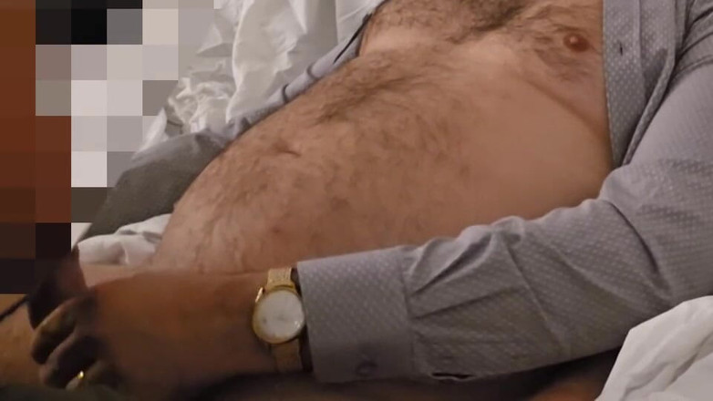 UCbj: Don't Waste a Drop - Married Dilf Serviced by His Cock...