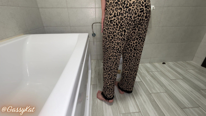 GassyKat: デイリートイレ 第24話