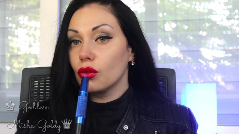 Goddess Misha Goldy: Sperma till min stora röda förförelse och stora vattenpipa rök