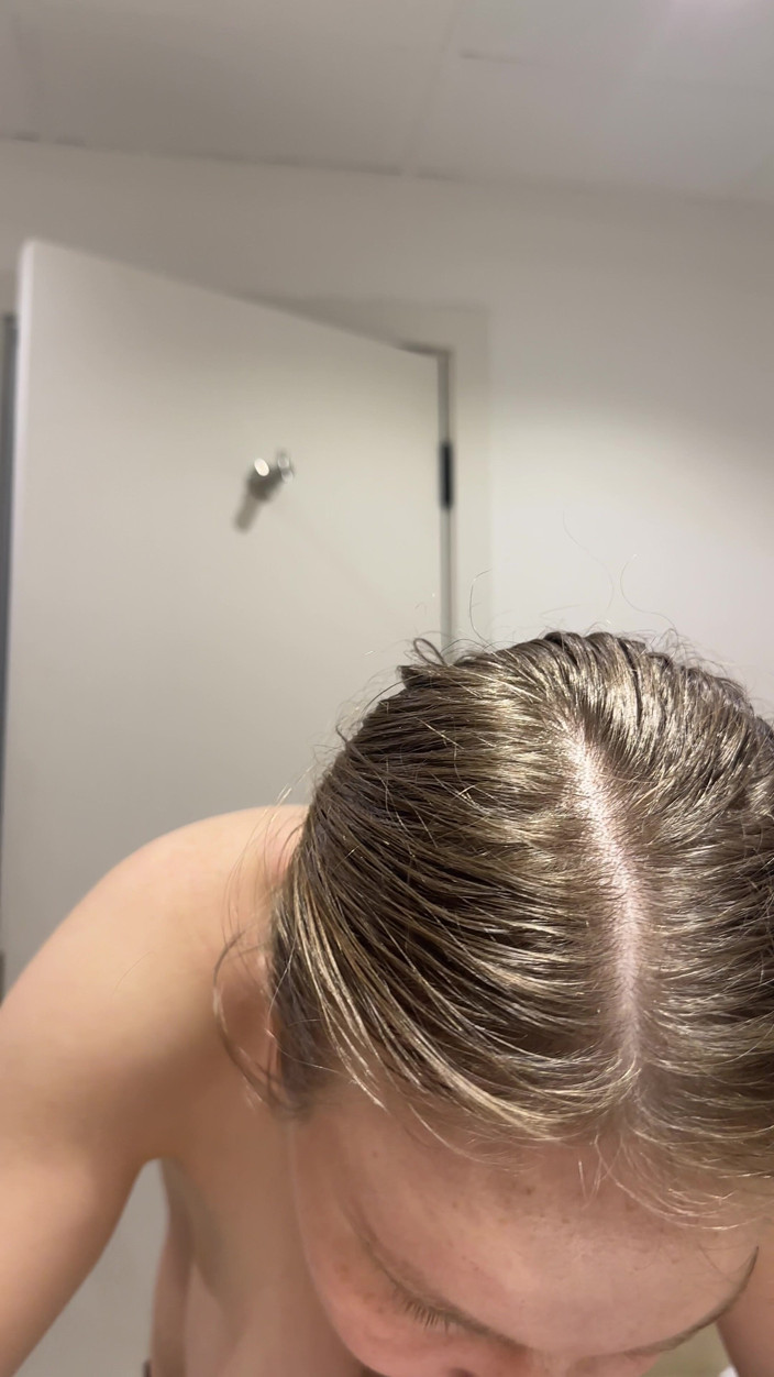SweetLucy96: Teen with Braces Brushes Her Teeth