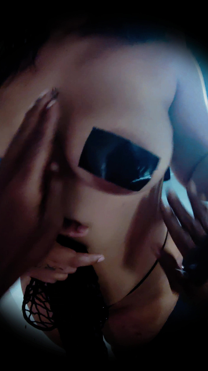 PABLO N3GROBAR: 第四季 - 卡米熊 第一人称视角