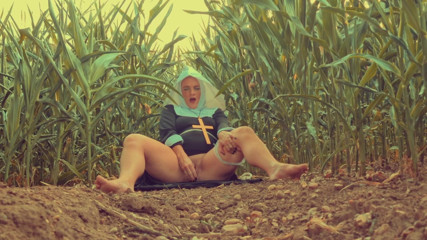 Kylie Britain Adventures: Corn play
