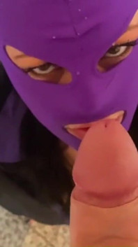 Tante seksi yang nakal