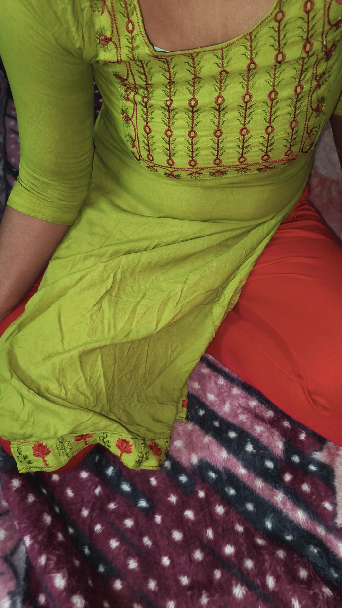 Indian innocent wife: Indian Bhabhi Blowjob Homemade Sex Video