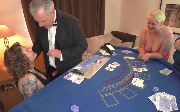 MattyFacial: Casino Blackjack bú và làm tình