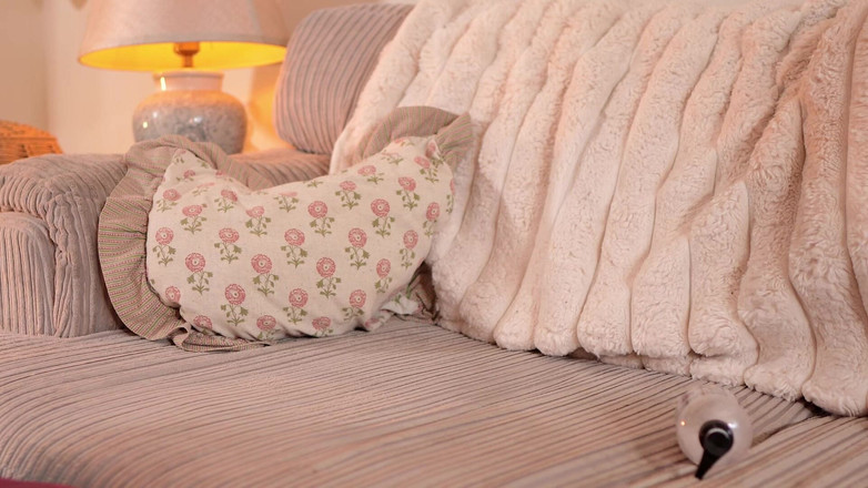 JessieHH: Pengakuan cintaku sama ayah tiri