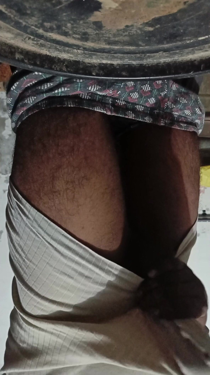 Beckett: Desi Boy Handjob in the Bathroom and Cumshot