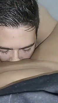 Morena de 18 años de grandes tetas caídas de Nueva York , United States follando la gran polla de su hermanastro parte 79