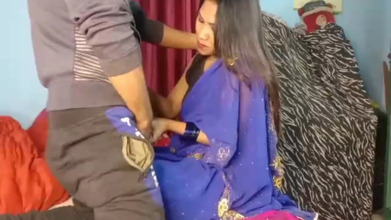 Sabina244: Šukání v ložnici poprvé modré saree na nejlepší v Trisha...