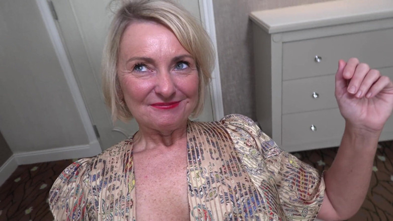 HPG Production: Cougar bionda, 55, succhia il mio 6469 2