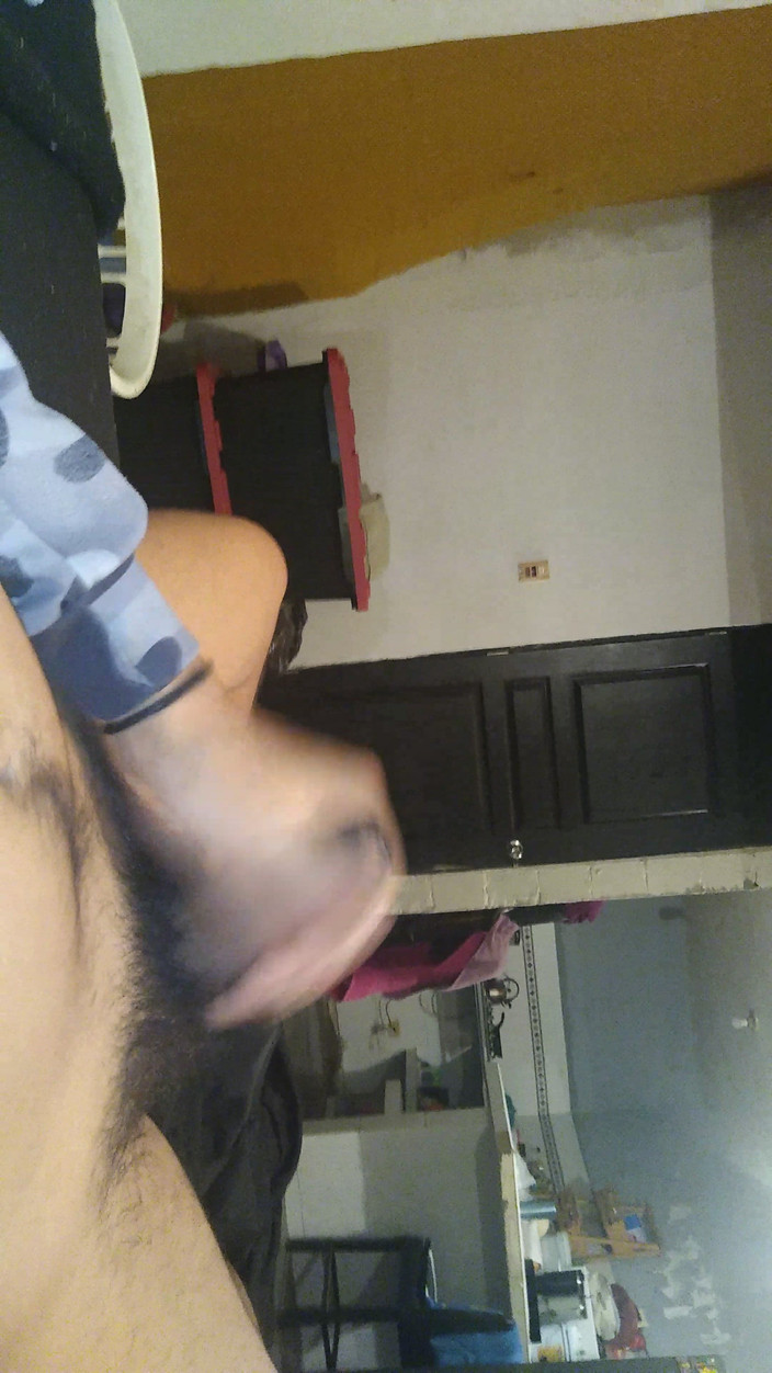 AlexAlejandro13: Aku dientot habis-habisan di ranjang di ranjang!