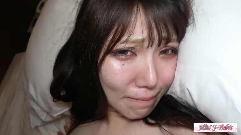 Far east hentai works: Sultry allure trifft auf süßen charme, eine überraschende lücke, die spielerische...
