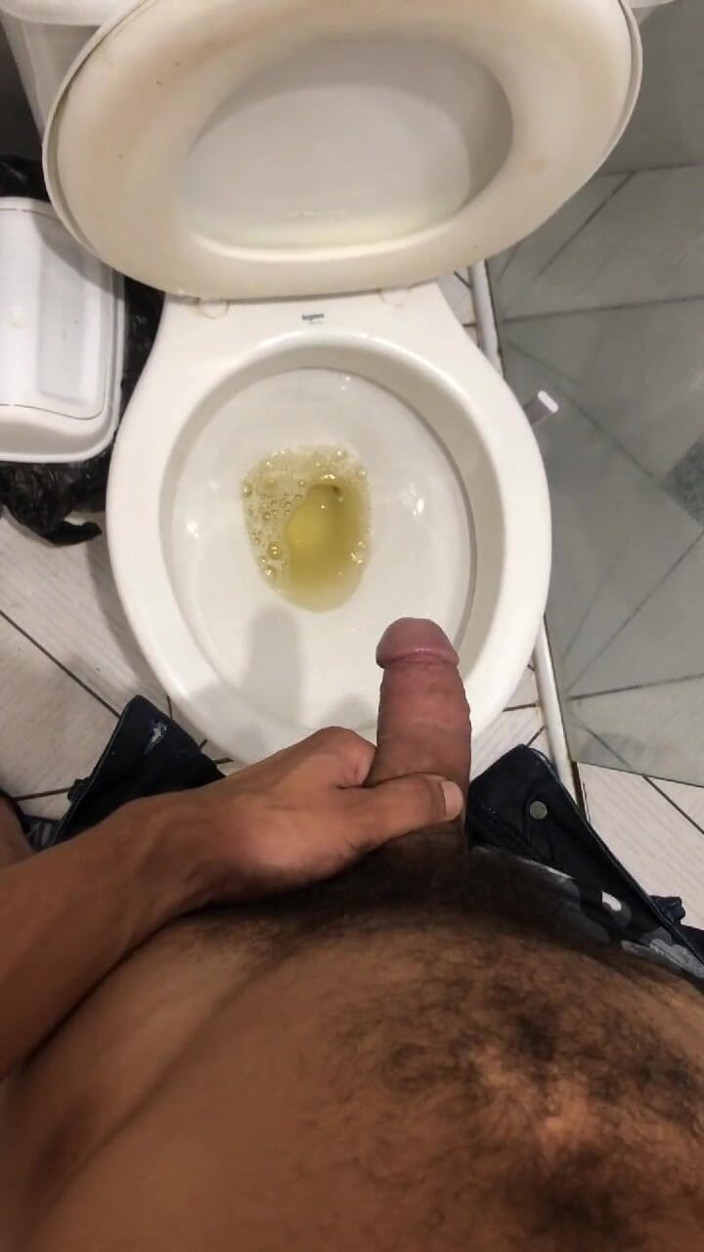 Virtual ToyBoy: Pissing