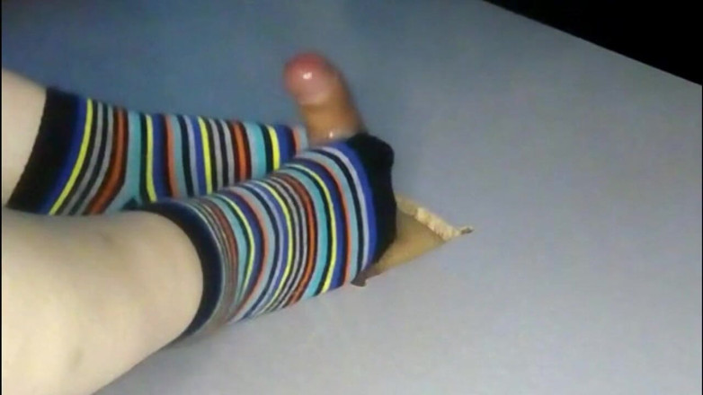 Sexoamateur: Memerah meja dengan kaki
