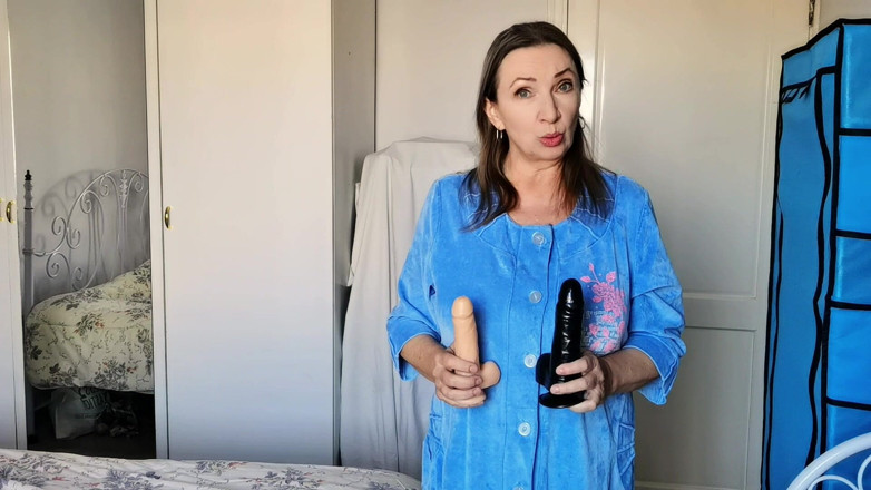 MariaOld: Dangerous Secret of Your Stepmom: When Curiosity Turns Into Desire (pov...