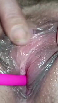 I Love My Hairy Pussy to Orgasm