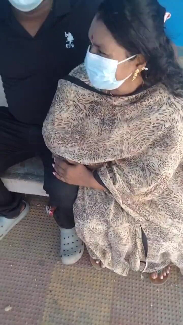 Benita sweety: Chennai Highway Sex Tamil Lovers Hot