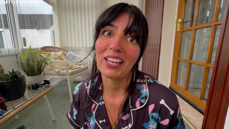 Aaliyah Yasin: Aaliyah Yasin chupa y folla en su nuevo pyjamas