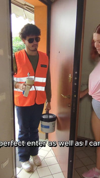 I Cheat on My Boyfriend with the Painter While He's Out of the House