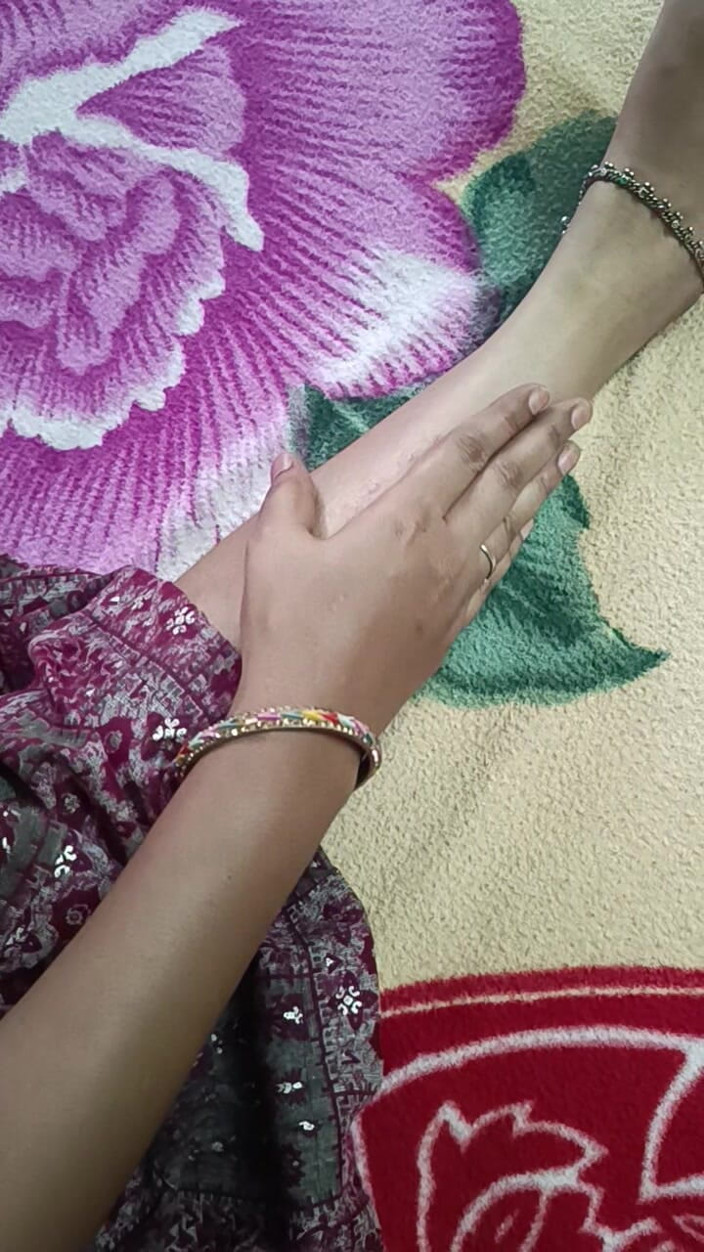 Decent couples: Desi Beautiful Telugu Madrasta Feelings in the House